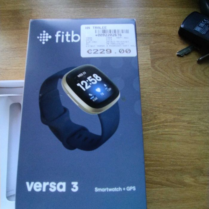 Zegarek Fitbit versa 3