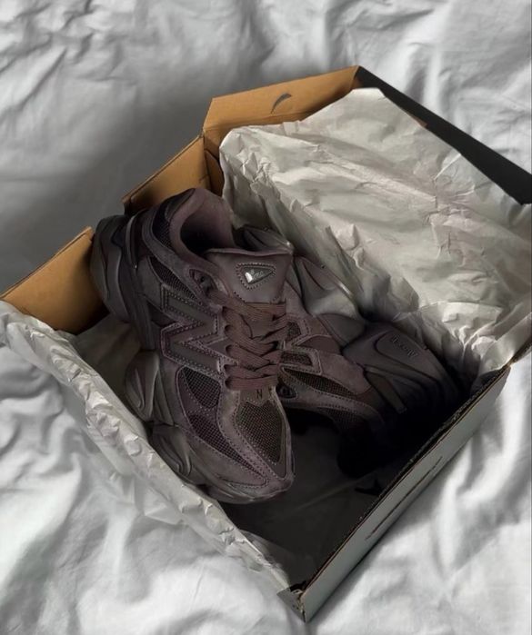 New balance 9050 brown