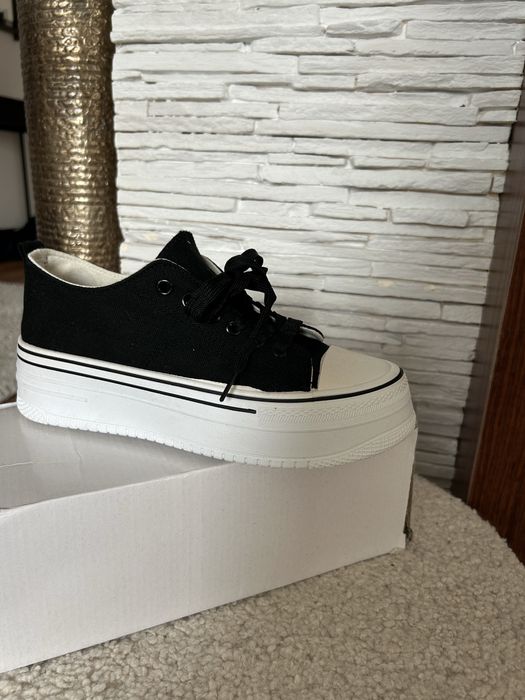 Czarne trampki na grubej podeszwie platformie damskie 37 24cm nowe