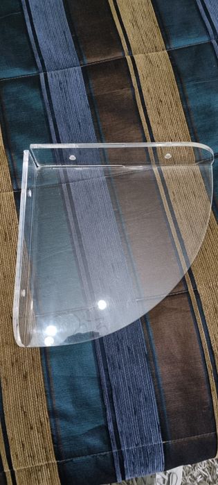 Prateleiras em acrílico cristal