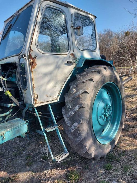 Продам трактор ЮМЗ 6