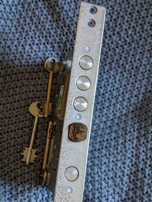 Замок до дверей ключі Єльбрус противоударний та противозломний