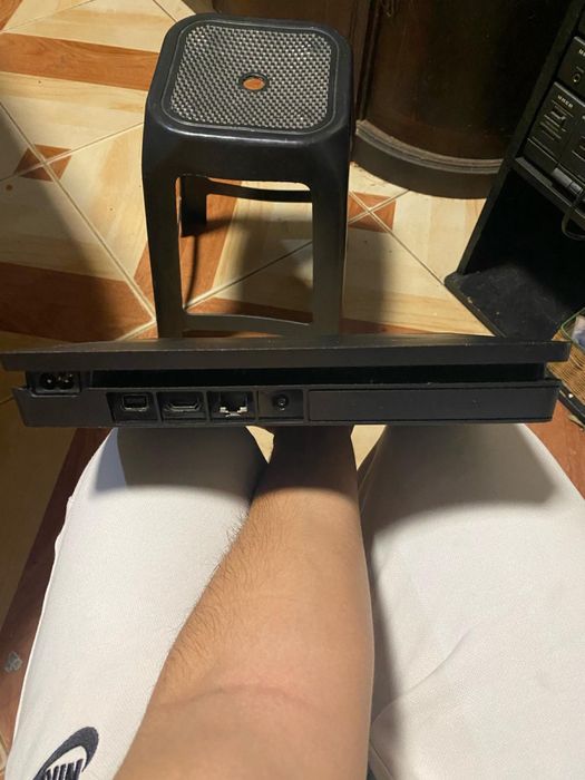 PlayStation 4 semi nova