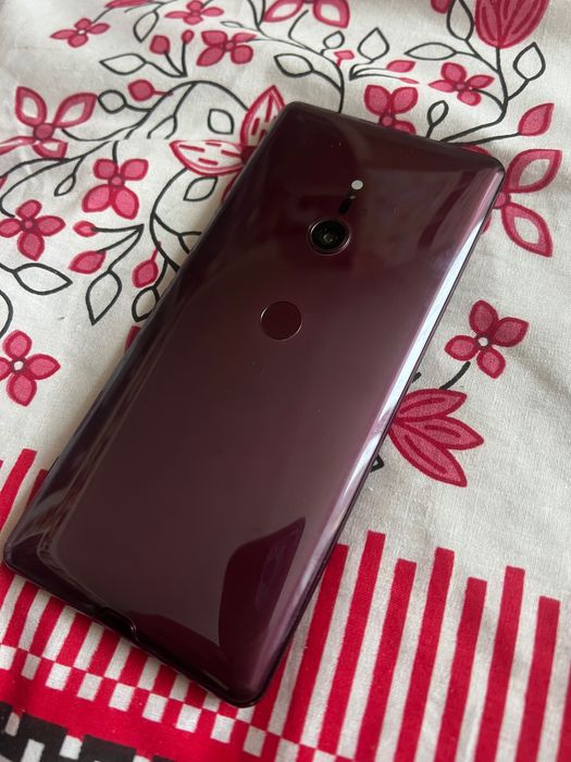 Продам флагман Sony Xperia XZ3