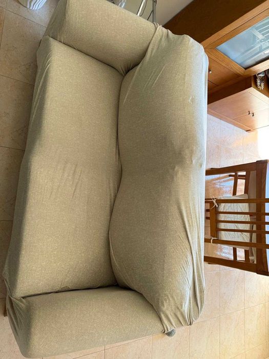 Vendo 2 sofas em bom estado
