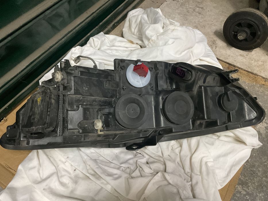 Vendo Farol de Audi A6