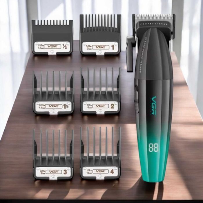 Аккумуляторная машинка для стрижки VGR V-003Green TURBO LED display