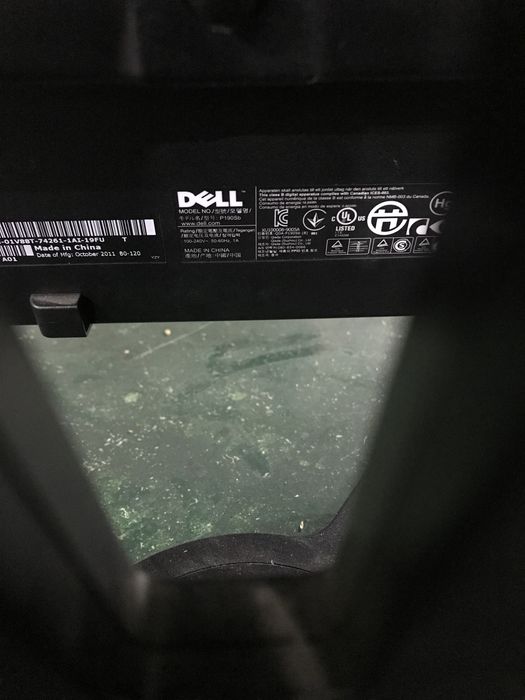 Komputer i dwa monitory dobry stan