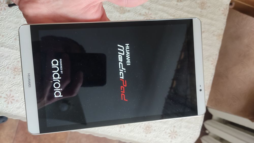 планшет Huawei m2- 801w
