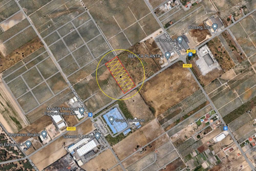 Terreno com 15.000 m2 em zona industrial, Palmela.