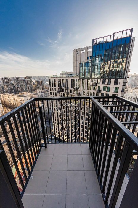 Продаж квартири 132 м² 4 кімнати ЖК TRIIINITY Продажа Квартира 4 комнаты 132 м2 ЖК TRIIINITY Тринити Печерск Генератор Укрытие Паркинг