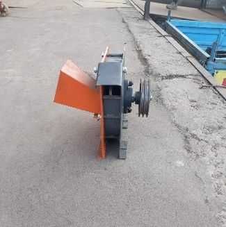 Щепоріз в зборі з ДВИГУНАМИ (діам.гілки 70мм/ 100мм)измельчитель веток