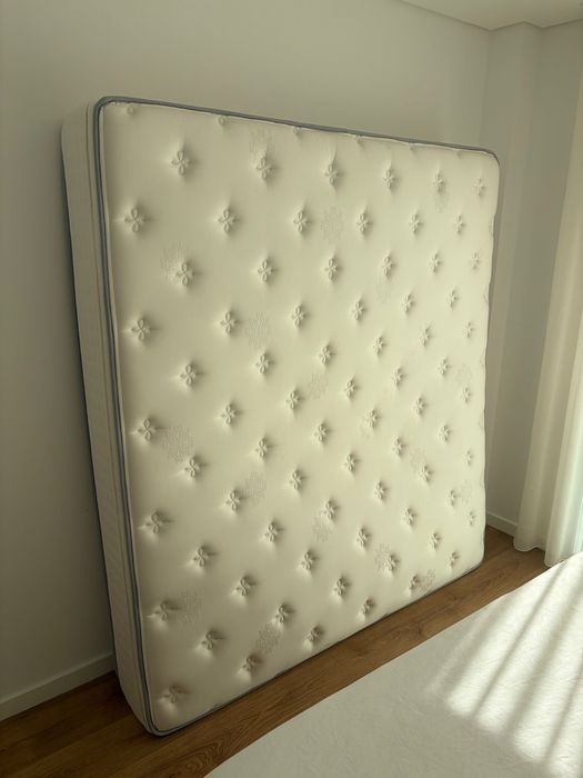 Colchão Molaflex Eternity Pocket King Size 180x200 cm – Como Novo | Apenas 3 meses de uso
