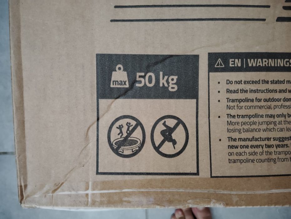 Trampolim como novo.