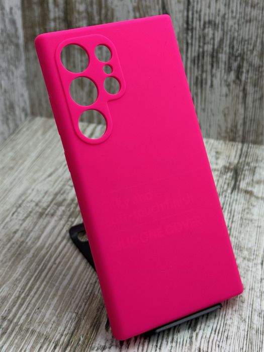 Не пачкаются! Чехол Silicone Case на Samsung S24 Ultra Чохол