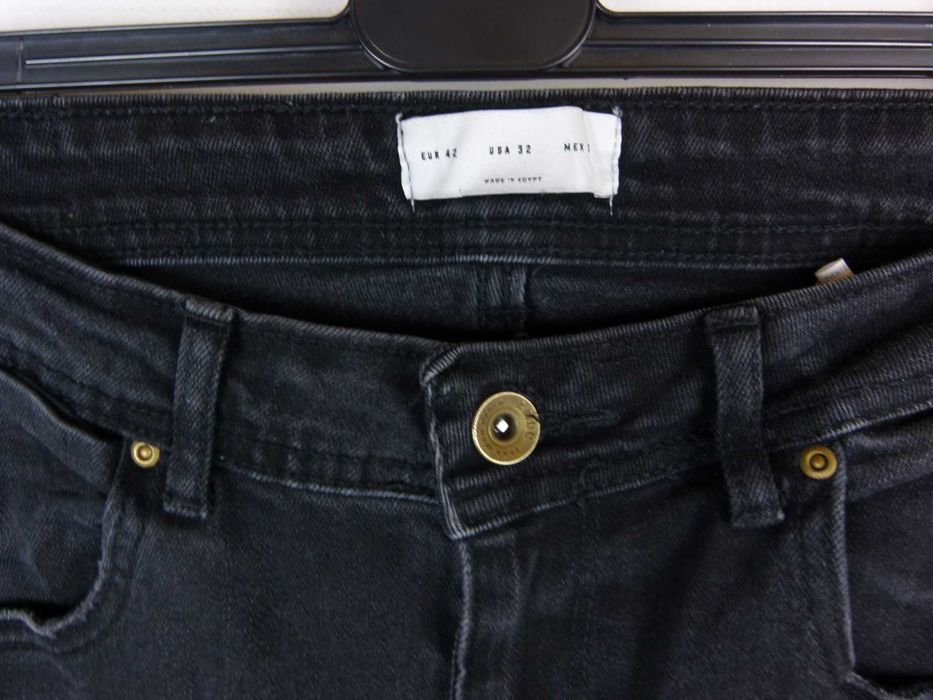 ZARA spodnie jeans z dziurami - 42 mex.32