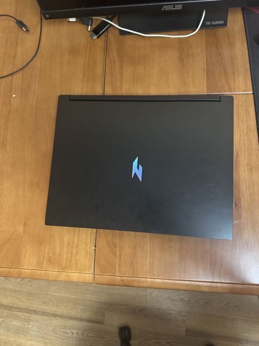 Acer Nitro V16 RTX 4060 Ryzen 5 8645HS 16/512 165Hz