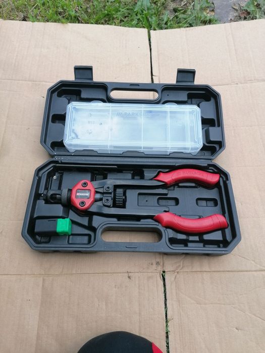 Товар с германии Заклепочник двухручный Parkside HG 06145