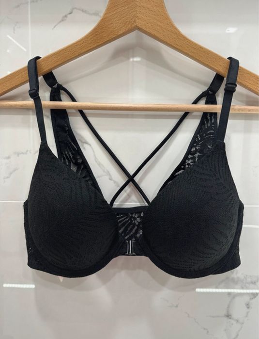 Stanik Victoria’s Secret Pink koronka sznurki na plecach elegancki 60C