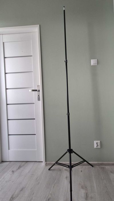 Ricoh Theta SC2 - kamera sferyczna 360° + statyw
