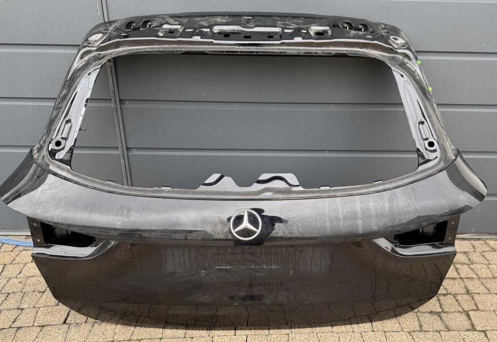Крышка багажника в цвет Mersedes GLA H247