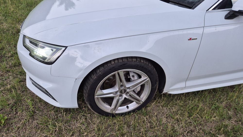 Prawa przednia ćwiartka przód, podłużnica Audi A4 B9 8W 2016R. lak. LS9R