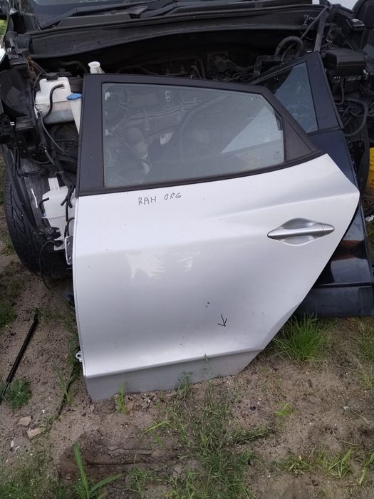 Drzwi tylne lewe Hyundai ix35 rah