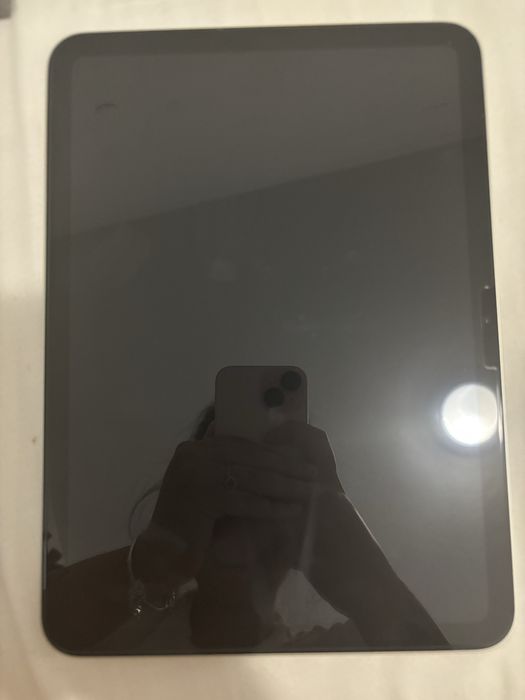 Ipad (A16) praticamente novo