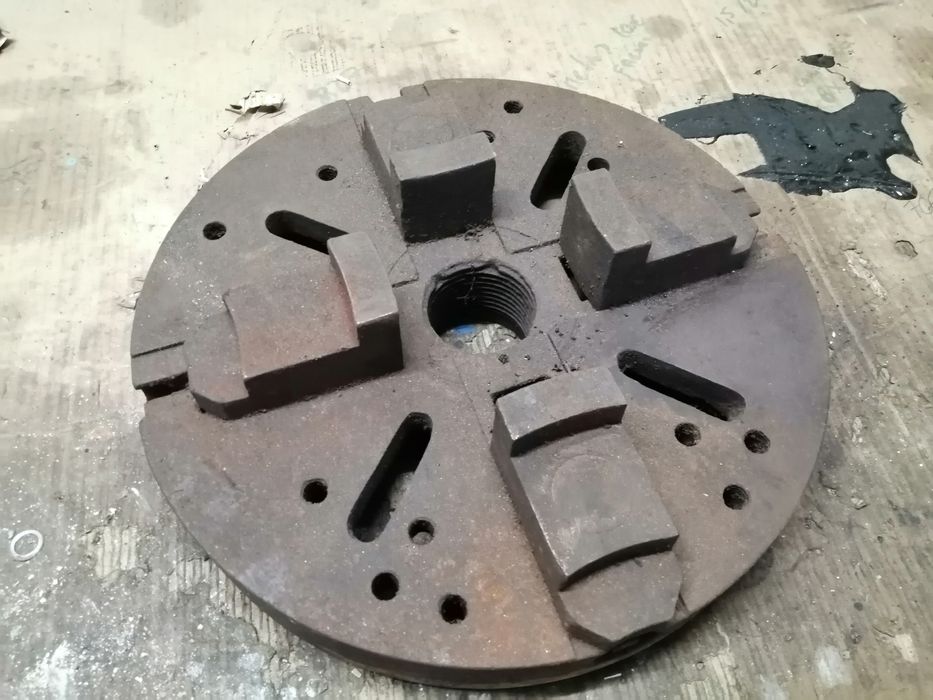 Bucha grampos independentes