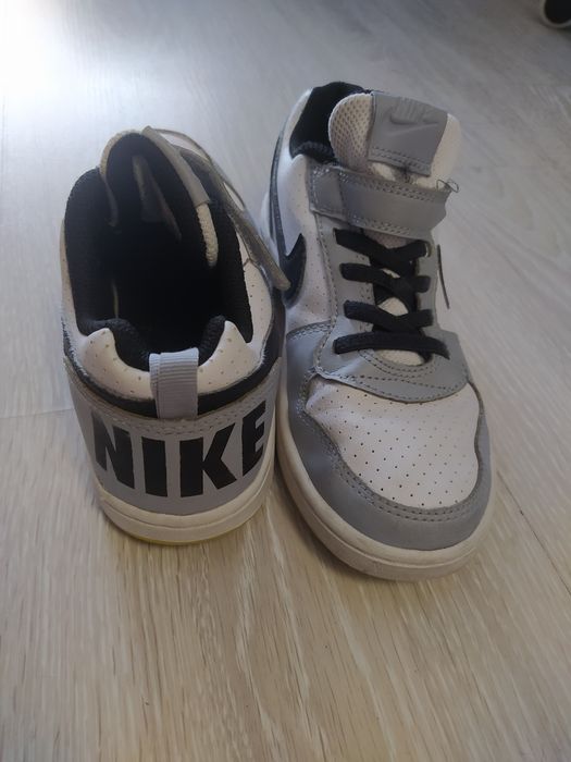 Кроссовки дитячі