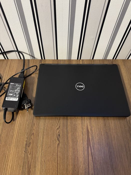 Dell Latitude 5480. Full HD. ddr4. Intel Core 5-7440HQ, 3500 MHz 45W