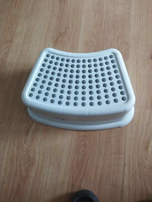 Sprzedam podest i nakładka na kibelek dla dziecka