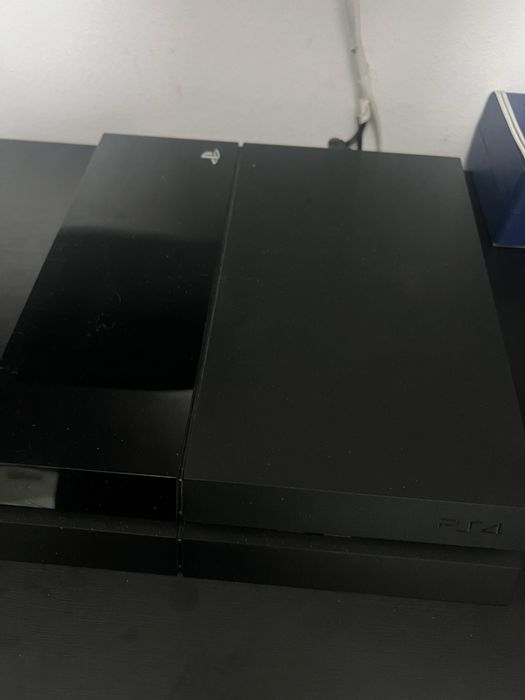 Playstation 4 otimo estado