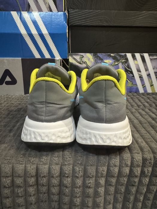 Кросівки Nike Revolution 5 39(24,5см) оригінал