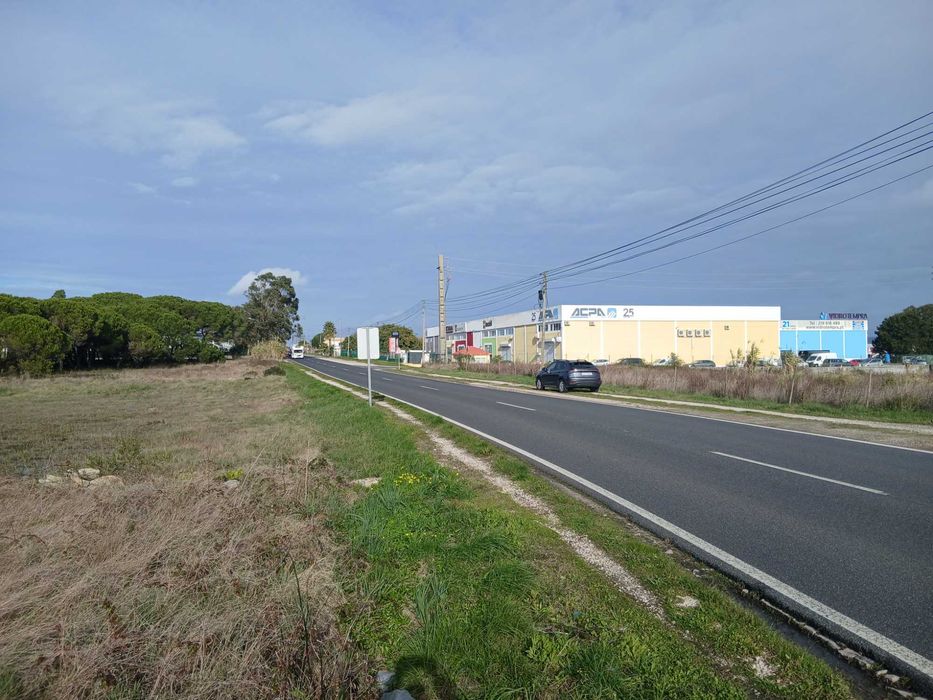 Terreno Industrial – 14.000 m² – Terrugem, Sintra