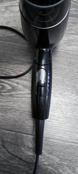 Фен Philips EssentialCare BHC010/10 1200w