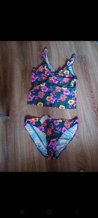 Damski strój kąpielowy