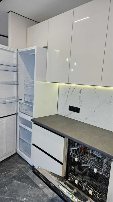 Здам в оренду простору однокімнатну квартиру з дійсно гарним ремонтом!