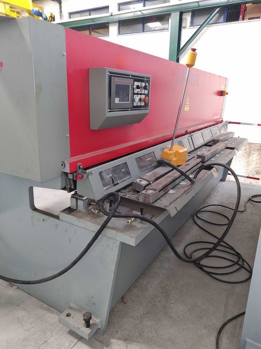 3-Meter Guillotine Shear, 8 mm, Like New
