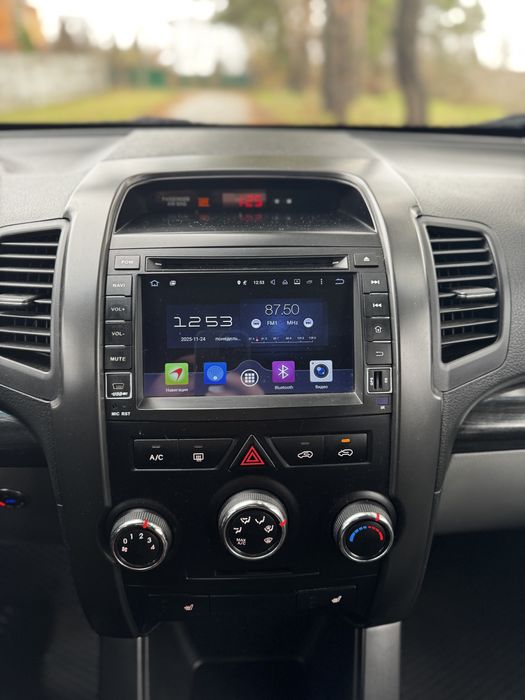 Продам Kia Sorento