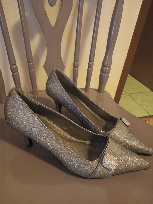 Buty damskie eleganckie r . 40 brokat