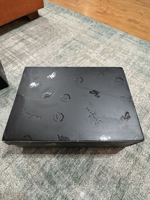 Nike Travis Scoot Jordan 1 Phantom