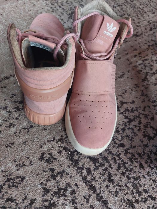 Ботінки кросівки