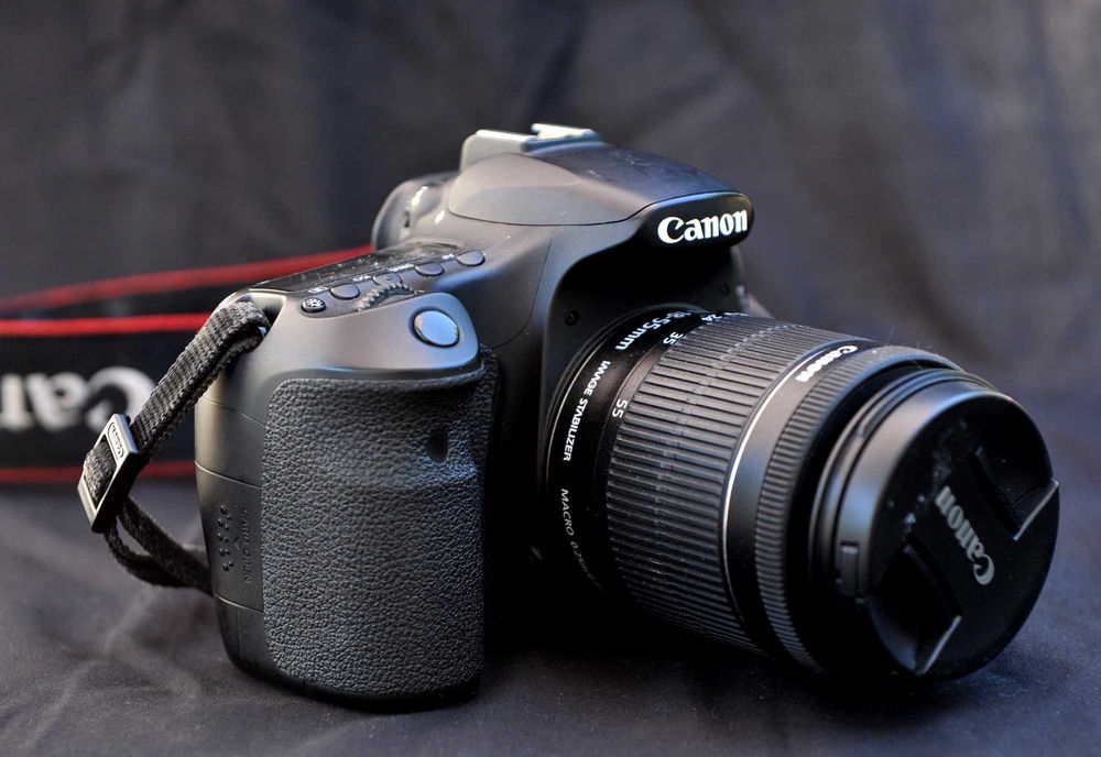 Máquina Fotográfica Canon EOS 60D + lente 18-55 com estabilizador