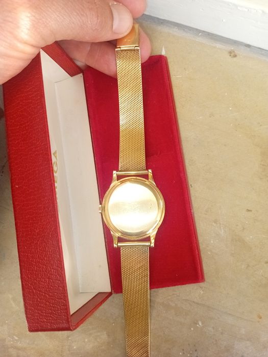 Relógio de ouro da marca Omega 65.18 gramas 24 quilates ouro fino