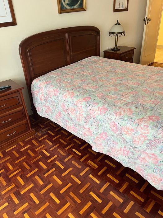 Mobília de quarto em excelente estado