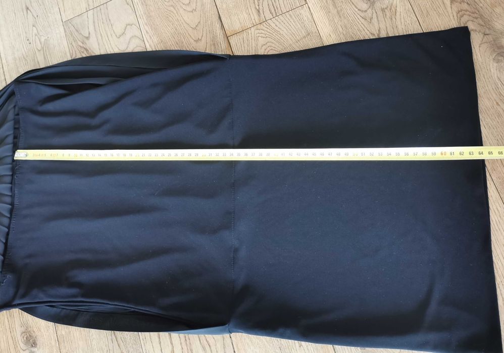 mała czarna mini XS S