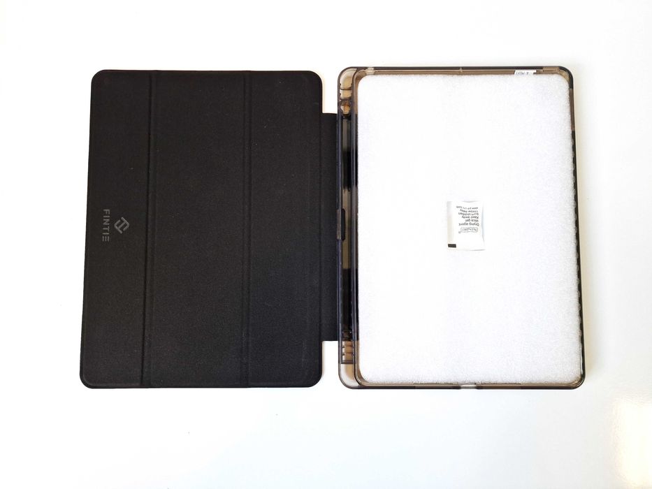 FINITE etui na iPada 10,2 gen 9, 8, 7 czarne