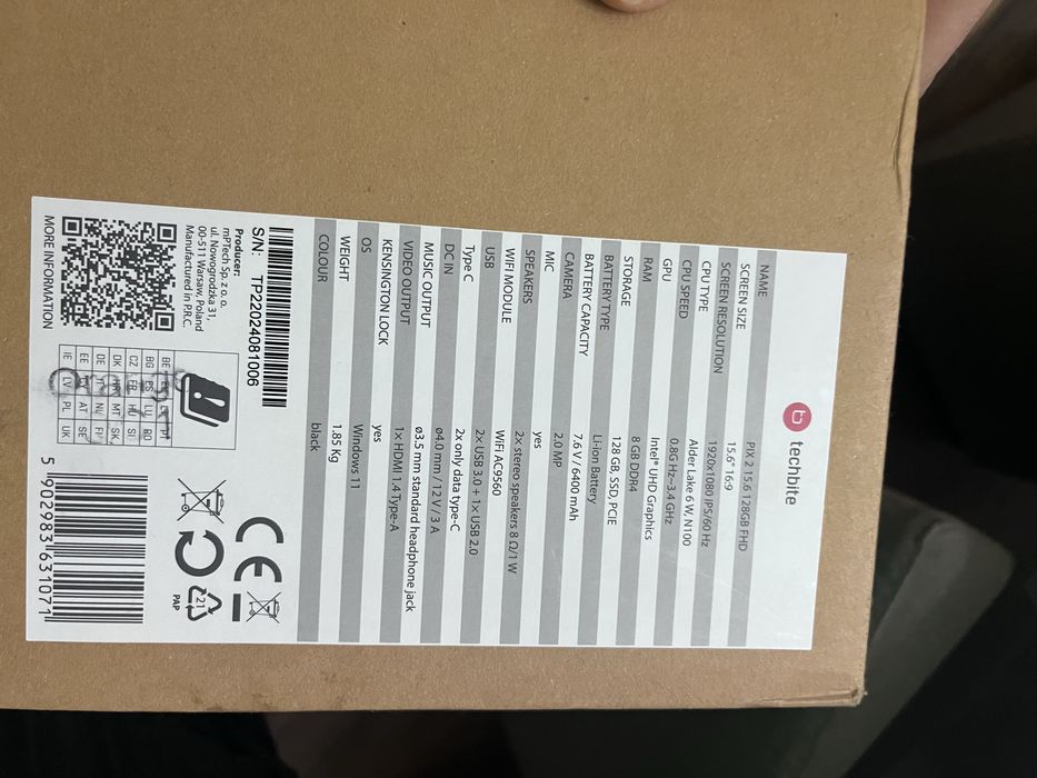 Laptop Techbie Pix 15,6 128GB Fhd jak nowy na gwarancji pudełko itp