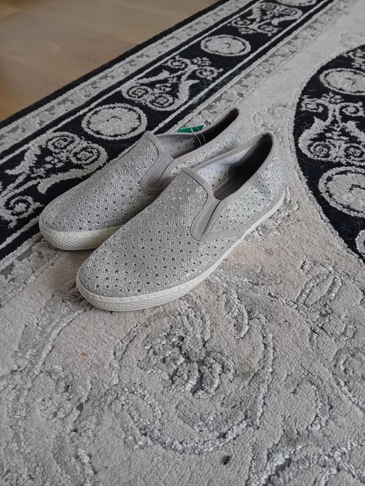 Srebrne buty  z metko